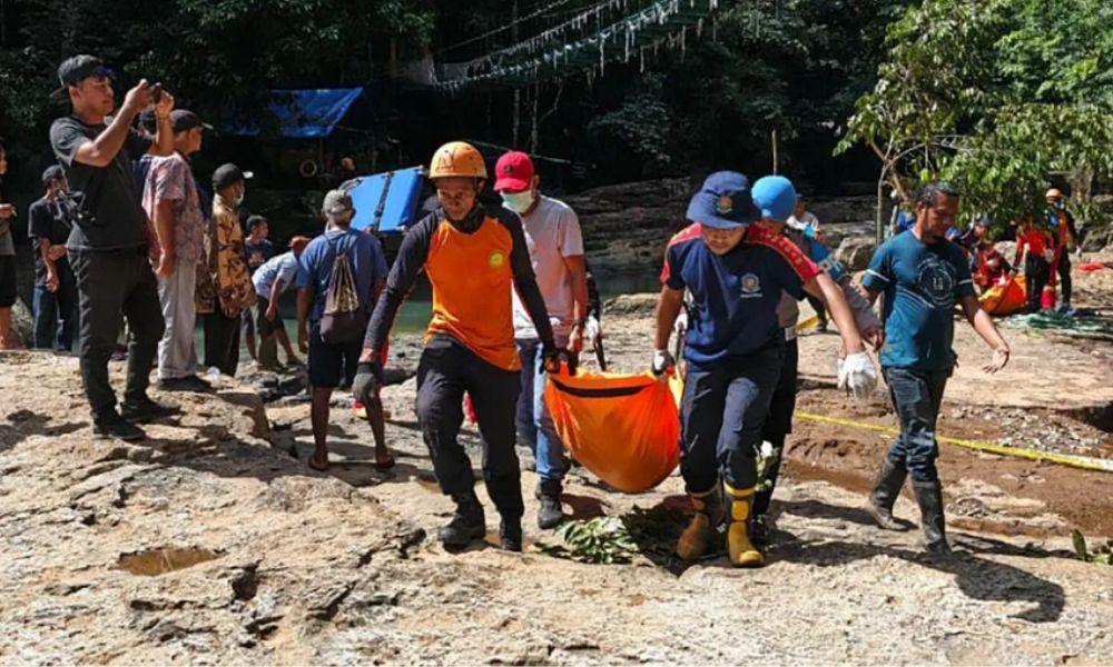 Dua WNA Austria Tewas Terjatuh dari Jembatan Gantung Cunca Wulang di Manggarai Barat