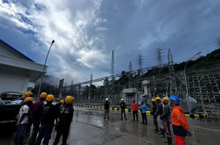 PLN Pastikan Listrik di Provinsi Riau Pulih 100 Persen Pascagangguan Sistem Sumatera