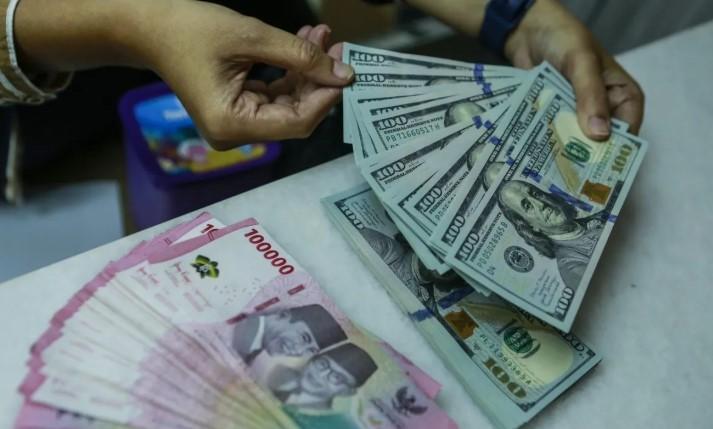Rupiah Melemah ke Rp17.749 per Dolar AS Dipicu Permintaan Aset Safe Haven