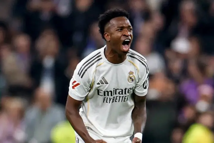 Vinicius Junior Tegaskan Ingin Bertahan Seumur Hidup Bersama Real Madrid