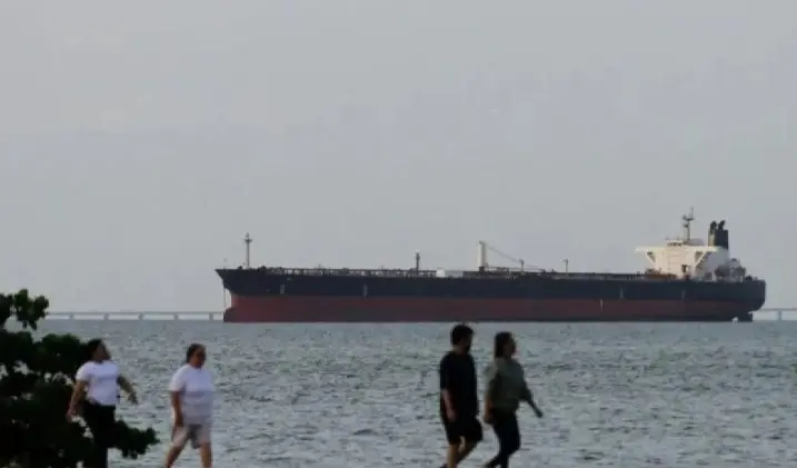 Iran Janjikan Hak Istimewa bagi Kapal China dan Rusia di Selat Hormuz