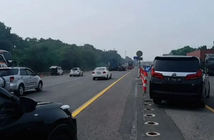Jasamarga Berlakukan Contraflow di Tol Jakarta-Cikampek Antisipasi Lonjakan Kendaraan Libur Panjang