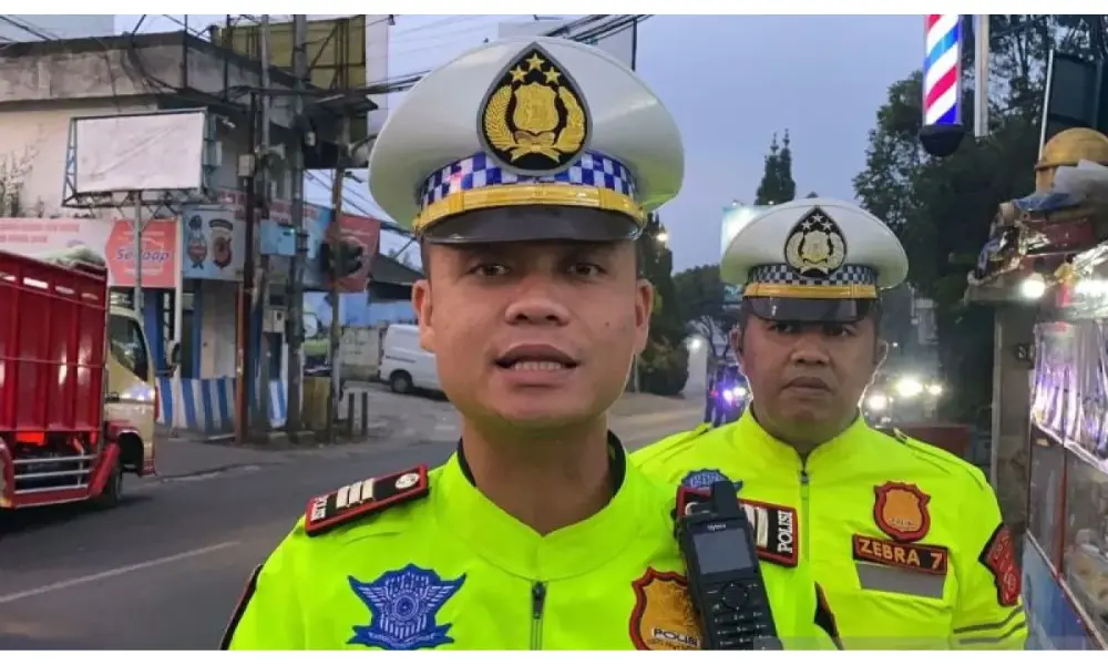 Lonjakan Wisatawan, Polisi Kerahkan 80 Personel Atur Lalu Lintas di Lembang dan Cisarua