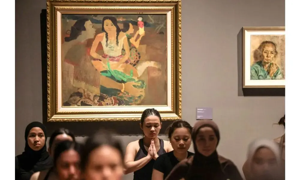 Galeri Nasional Padukan Yoga dan Seni Lewat Program "A Morning of Movement and Art"