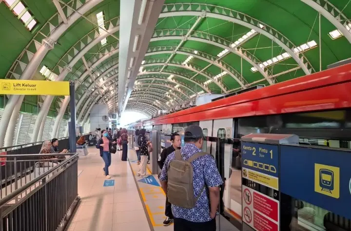 LRT Jabodebek Layani 228 Ribu Penumpang Selama Libur Panjang, Jadi Pilihan Wisata dan Mobilitas Kota
