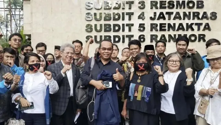 Saiful Mujani Datangi Polda Metro Jaya untuk Klarifikasi Dugaan Penghasutan