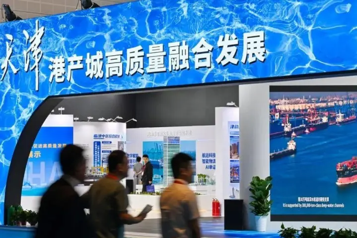 Kota-Kota Pelabuhan China Catat Output Ekonomi Rp18.487 Triliun pada 2025