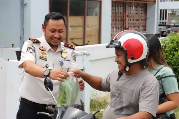 Rudenim Pusat Tanjungpinang Bagikan Hasil Panen IMI FARM untuk Dukung Ketahanan Pangan Warga