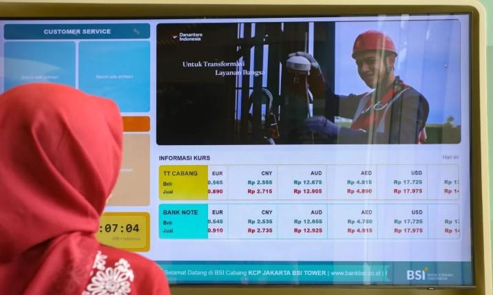 Rupiah Melemah ke Rp18.066 per Dolar AS, Dipicu Data Neraca Perdagangan di Bawah Ekspektasi