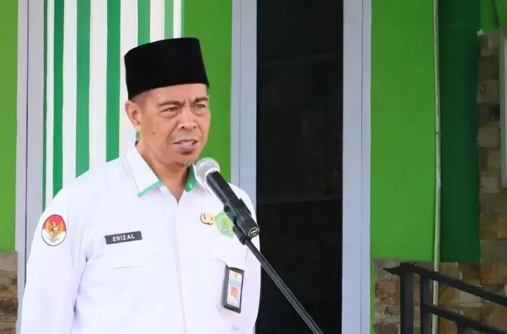 Kemenag Ingatkan ASN Tidak Siaran Langsung di Media Sosial Saat Jam Kerja