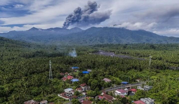 Pemerintah Perketat Pengawasan Wisata Gunung Api Usai Tragedi Erupsi Gunung Dukono