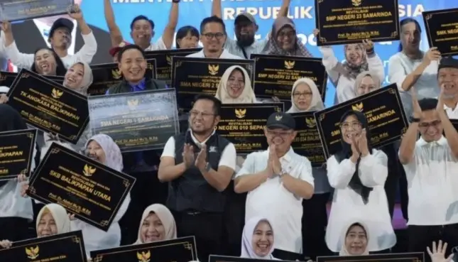 Mendikdasmen Resmikan 102 Sekolah Hasil Revitalisasi di Kalimantan Timur