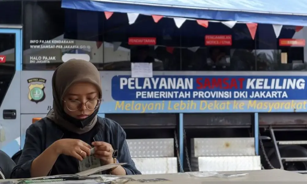 Polda Metro Jaya Buka Layanan Samsat Keliling di Bundaran HI pada Hari Bebas Kendaraan Bermotor