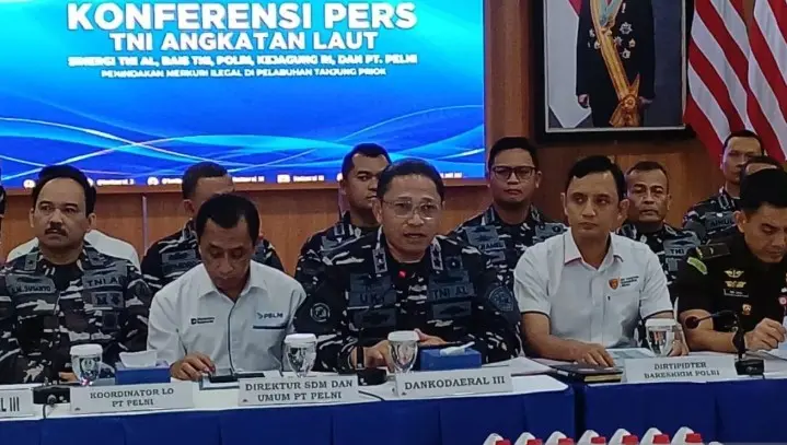 TNI AL Gagalkan Penyelundupan Merkuri dari Maluku ke Jakarta yang Disamarkan sebagai Sparepart