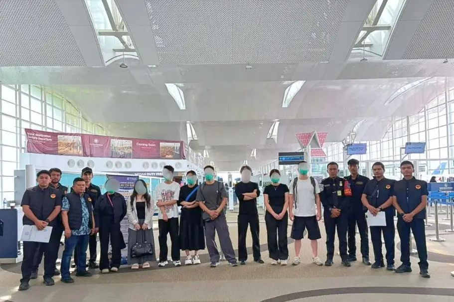 Delapan Warga Negara China Dideportasi dari Medan Setelah Terbukti Menyalahgunakan Izin Tinggal
