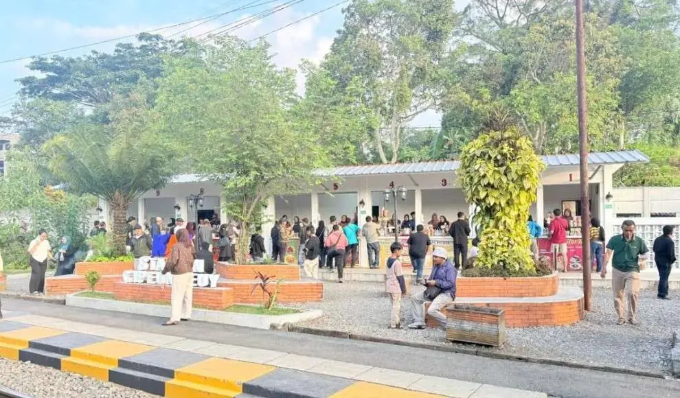 KAI Sebut Lonjakan Penumpang Kereta Api Dorong Pertumbuhan UMK dan Ekonomi Lokal di Sekitar Stasiun