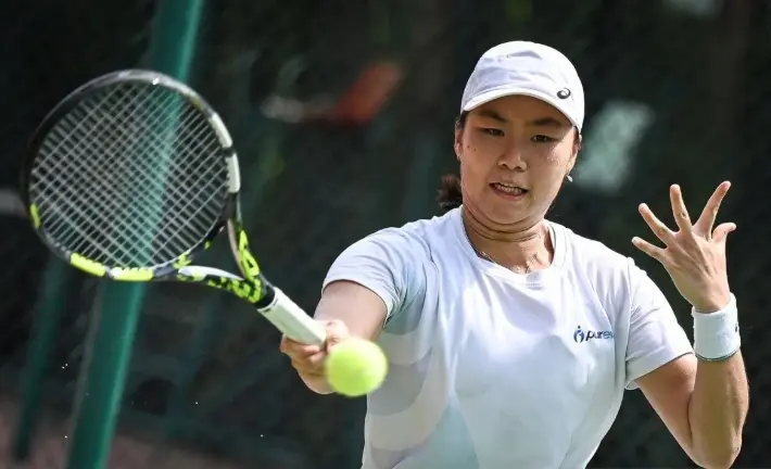 Janice Tjen dan Eudice Chong Singkirkan Unggulan Kedua untuk Melaju ke Perempat Final Eastbourne Open 2026