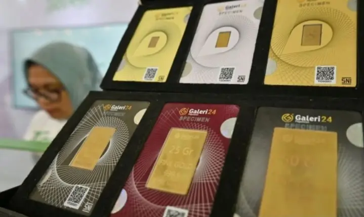 Harga Emas Galeri24 dan UBS di Pegadaian Turun, Antam Bertahan Stabil pada Kamis