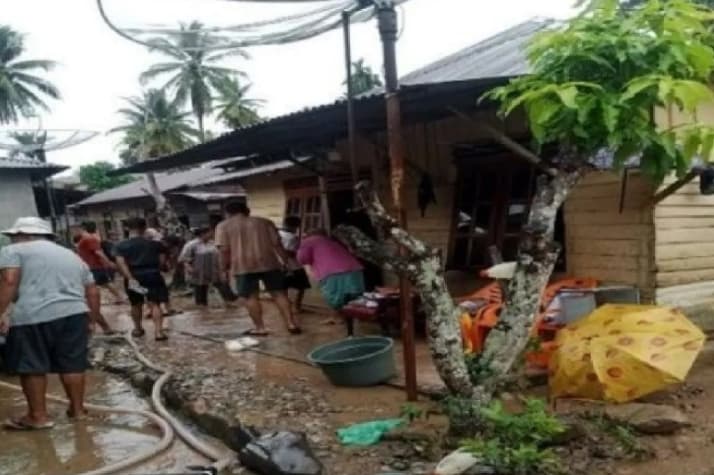 Banjir Rendam 10 Rumah di Mandailing Natal, Pusdalops Sumut Catat Longsor dan Cuaca Ekstrem
