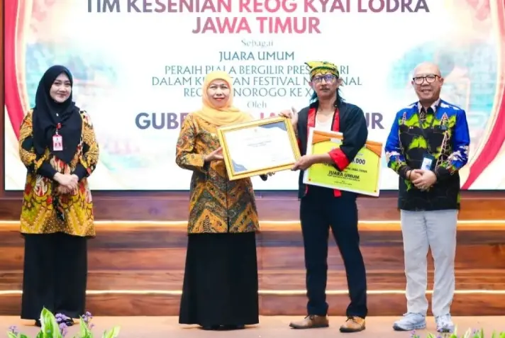 Gubernur Khofifah Ajak Perkuat Regenerasi Reog Ponorogo Usai Tim Kyai Lodra Raih Juara Nasional