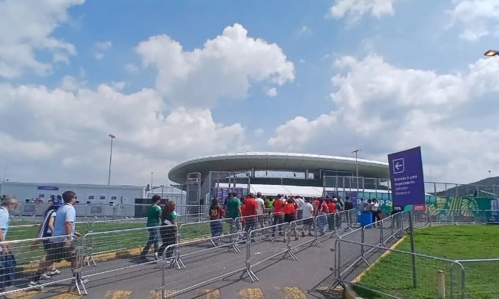 Suporter Spanyol dan Uruguay Padati Stadion Akron Jelang Laga Penentu Grup H Piala Dunia 2026