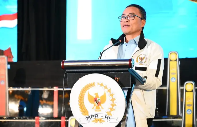 Stefanus Liow Buka Final LCC Empat Pilar MPR RI Sulawesi Utara, Tekankan Penguatan Nilai Kebangsaan bagi Generasi Muda