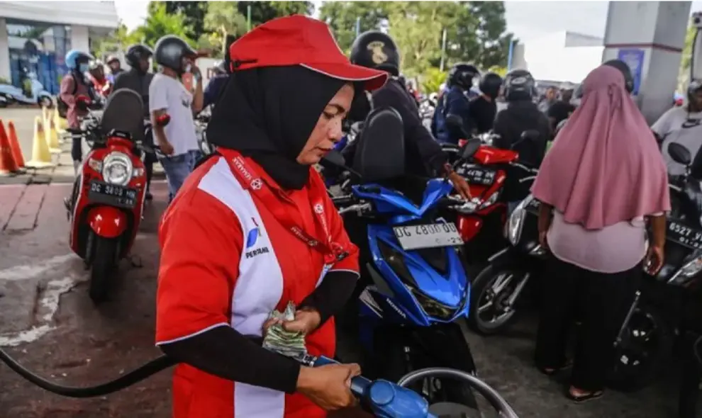 CORE Nilai Penurunan Harga BBM Non-Subsidi Dapat Ringankan Beban Masyarakat
