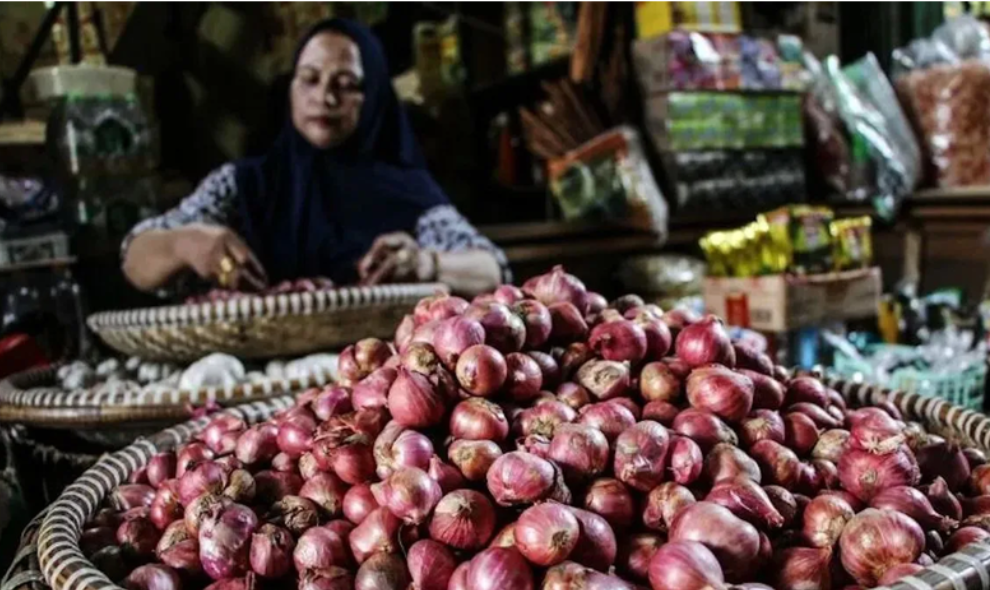 Harga Bawang Merah Tembus Rp50.950 per Kg, PIHPS Catat Harga Pangan Nasional Minggu Pagi