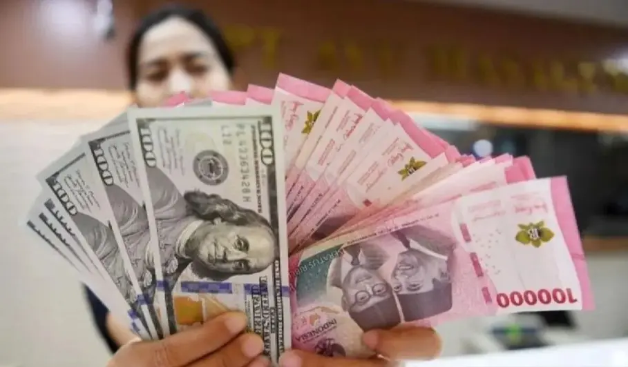 Rupiah Menguat ke Rp17.851 per Dolar AS Seiring Meredanya Ketegangan Amerika Serikat dan Iran