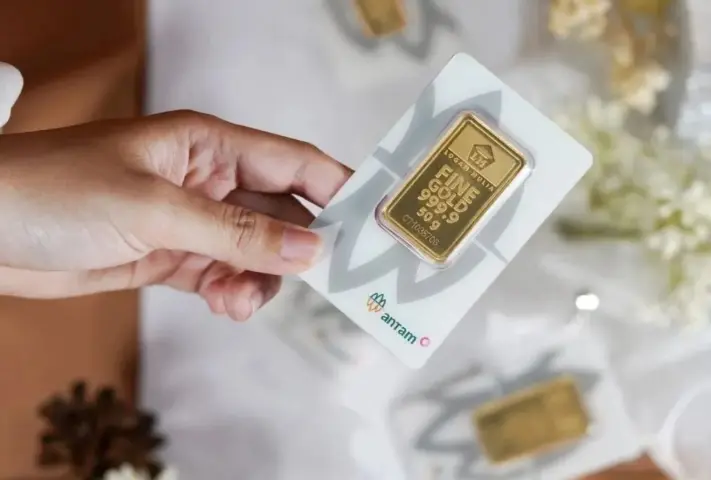 Harga Emas Pegadaian Hari Ini, Antam Rp2,751 Juta per Gram dan Galeri24 Rp2,627 Juta