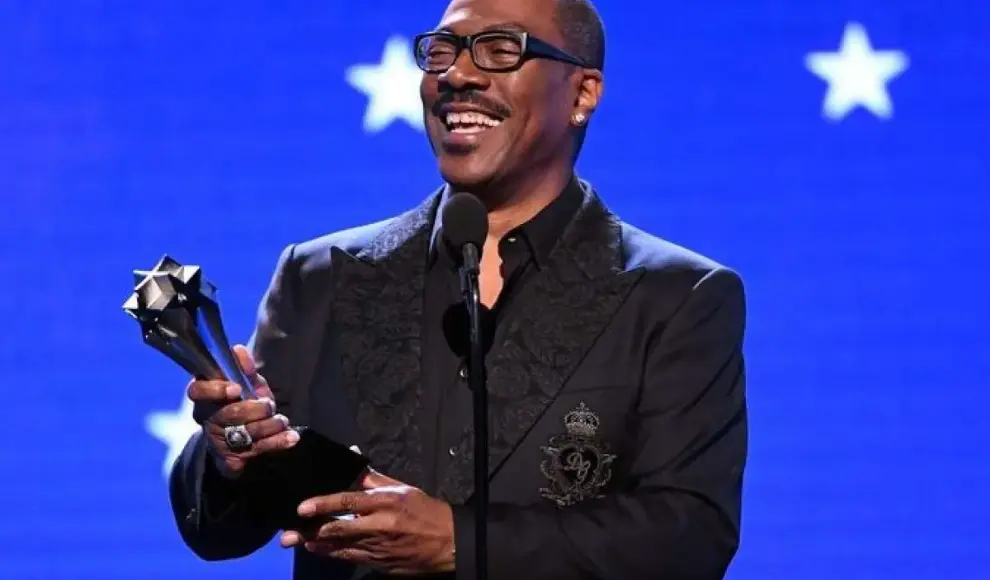 Eddie Murphy Kembali Isi Suara Donkey dalam Film Spin-off Shrek yang Tayang pada 2028