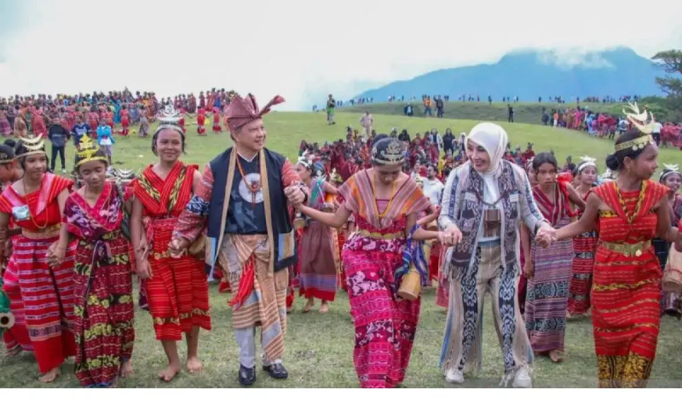 Mendagri Sebut Festival Fulan Fehan IV Perkuat Diplomasi Budaya Indonesia dan Timor-Leste
