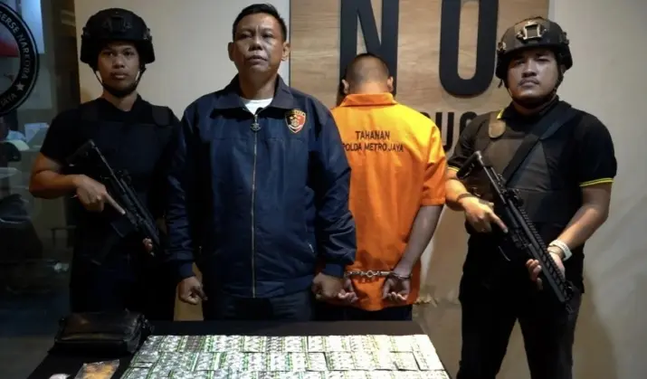 Polisi Bongkar Modus Warung Kopi Jadi Tempat Edar Obat Keras di Bekasi, Satu Pelaku Ditangkap