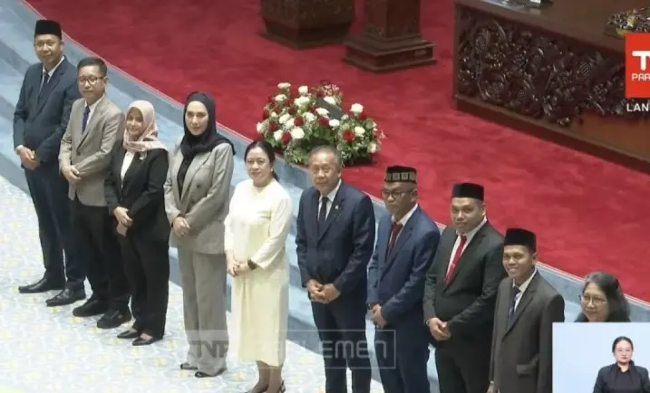 DPR Menyetujui Tujuh Anggota Komisi Informasi Pusat Periode 2026–2030 Hasil Uji Kelayakan