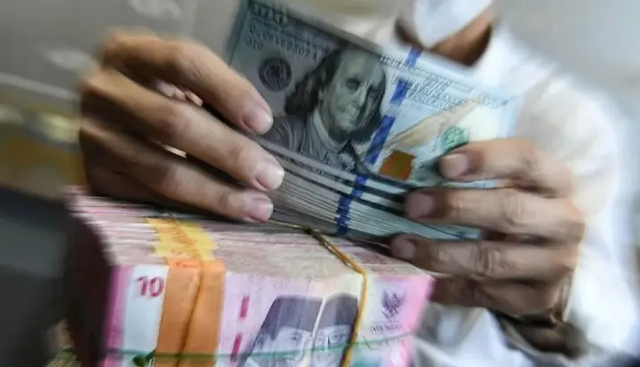 Rupiah Menguat ke Rp17.950 per Dolar AS pada Perdagangan Jumat Pagi