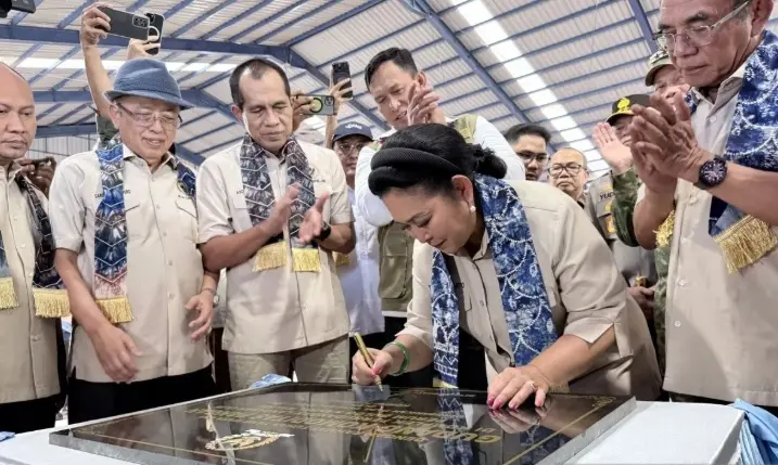 Titiek Soeharto Resmikan Gudang Bulog 3.500 Ton di Kalimantan Selatan untuk Perkuat Logistik Pangan Nasional