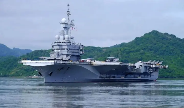 Prancis Pulangkan Kapal Induk Charles de Gaulle dari Timur Tengah Usai Kemajuan Kesepakatan AS-Iran