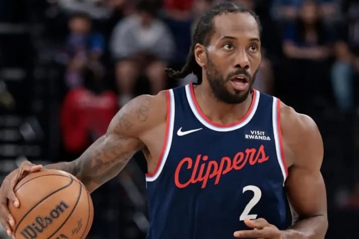 Transfer Kawhi Leonard ke Toronto Raptors Ditunda Akibat Investigasi NBA