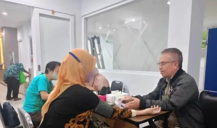 CKG Jakarta Timur Terintegrasi dengan Skrining TBC untuk Perluas Layanan Kesehatan Warga