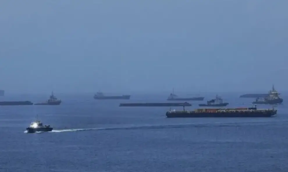 Iran dan Oman Sepakat Lanjutkan Konsultasi soal Selat Hormuz di Tengah Penutupan Jalur Strategis