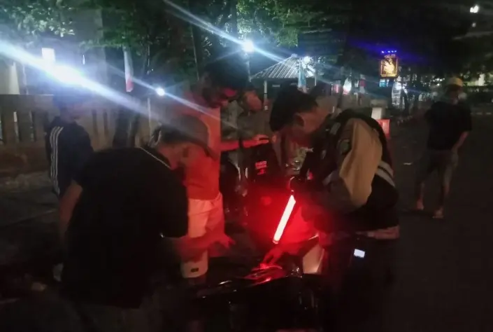 Polisi Tangkap Pria Pembawa Tramadol Ilegal saat Patroli Dini Hari di Tanah Abang