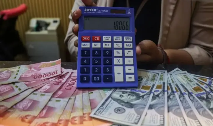 Rupiah Menguat ke Rp17.980 per Dolar AS pada Perdagangan Jumat Pagi
