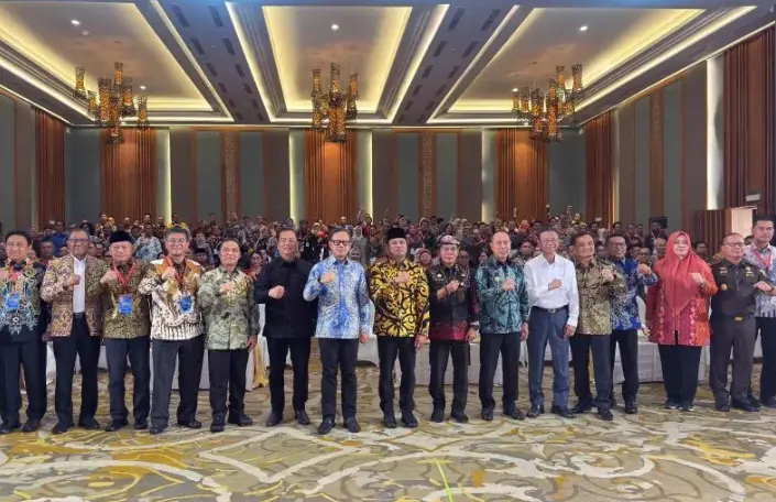 Wamendagri Akhmad Wiyagus Minta DPRD Pastikan APBD Memberi Manfaat Nyata bagi Masyarakat