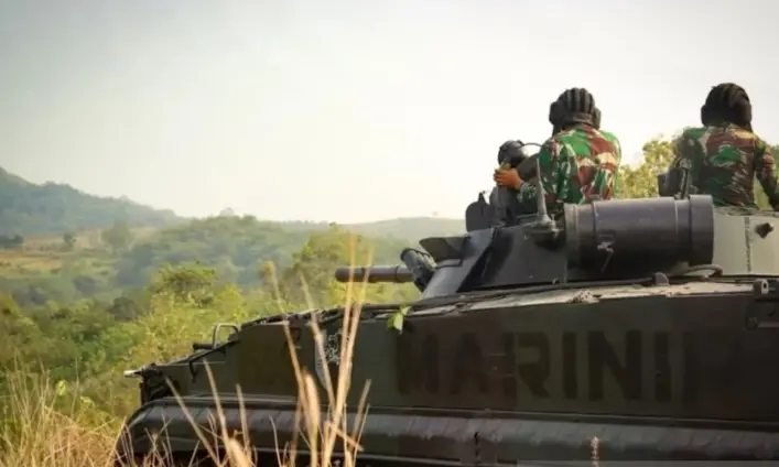 Korps Marinir TNI AL Gelar Latihan Menembak Menggunakan Tank untuk Tingkatkan Kemampuan Tempur Prajurit