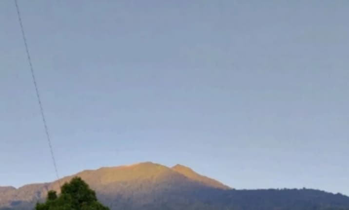 Badan Geologi Tetapkan Gunung Sorikmarapi Berstatus Waspada Usai Aktivitas Gempa Vulkanik Meningkat