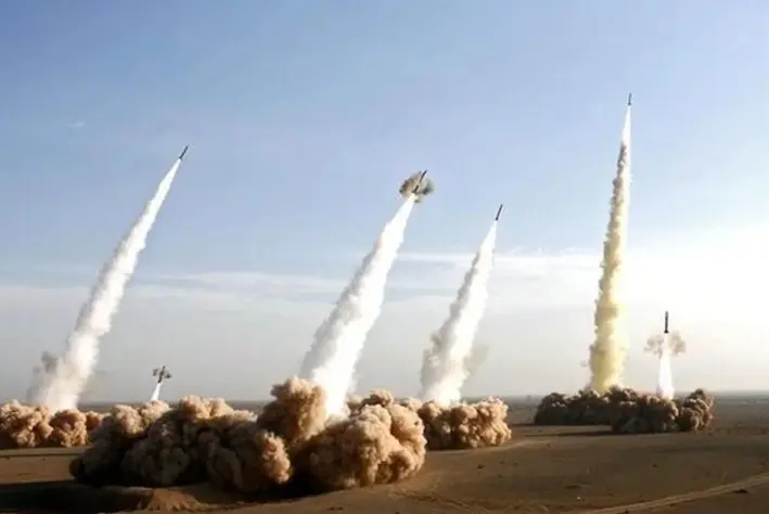 Iran Klaim Serang Sejumlah Situs Radar di Kuwait dalam Operasi Nasr-2