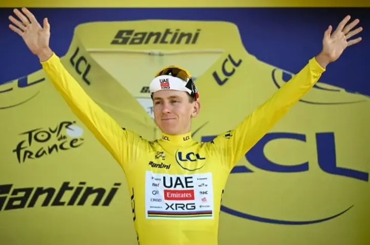 Tadej Pogacar Memilih Bermain Aman demi Menjaga Peluang Juara Tour de France 2026