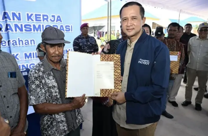 Kementrans Terbitkan 441 Sertifikat Hak Milik bagi Transmigran di Simeulue