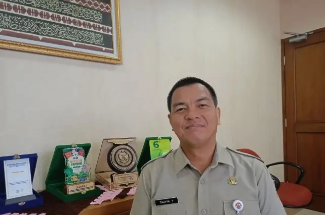 Sudin KPKP Jakarta Timur Dorong Sekolah Hijau melalui Program Urban Farming
