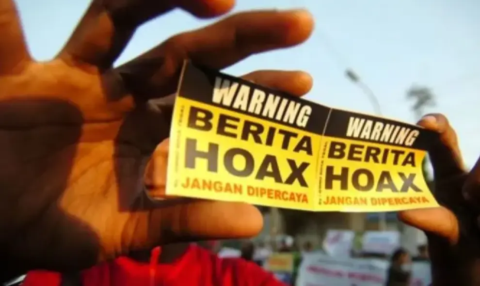 Pengamat Mengimbau Publik Verifikasi Informasi untuk Tangkal Hoaks terhadap Institusi Negara
